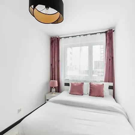 Lopuszanska Burgundy Luxury *